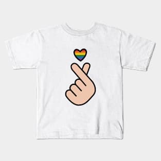 Love win! Kids T-Shirt